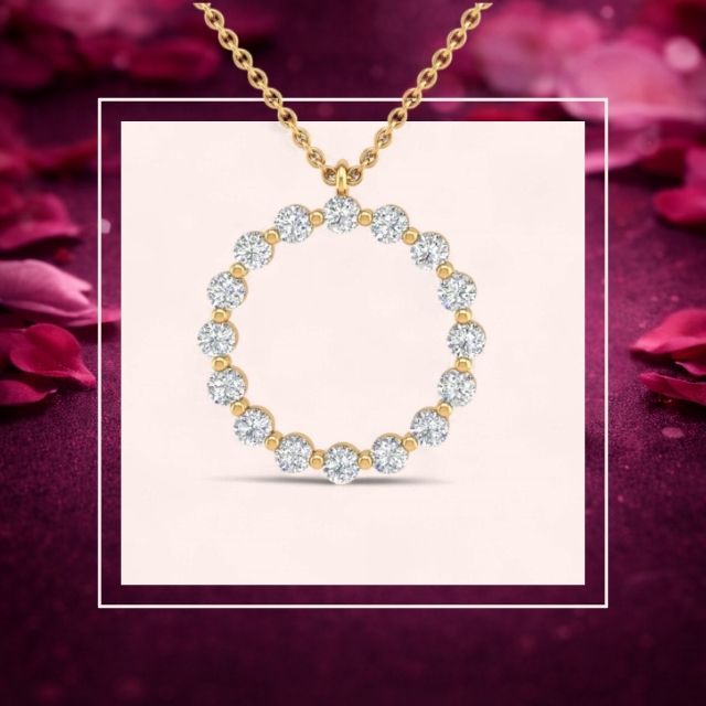 Shop Diamond Necklaces