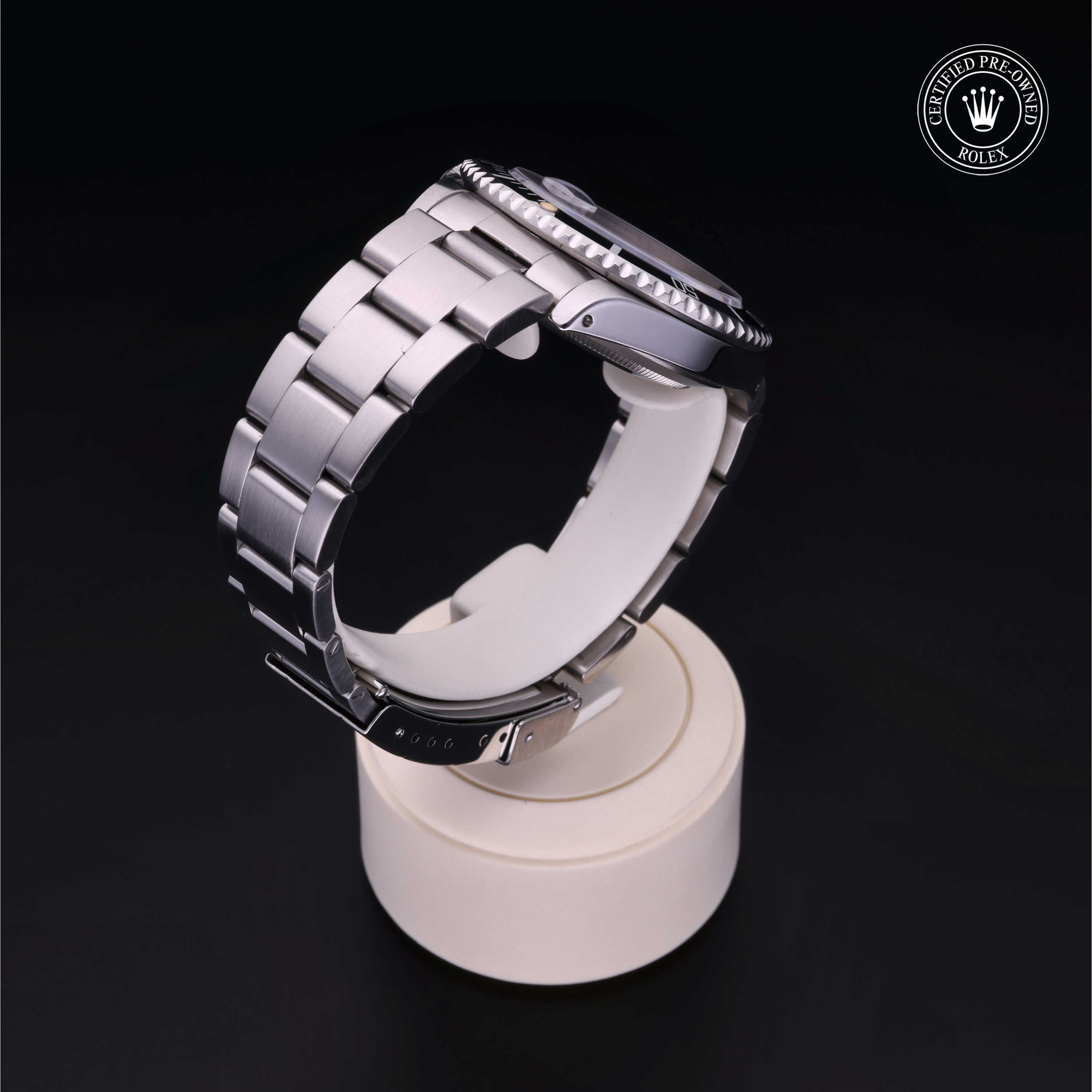 Rolex Submariner in Steel M16610-0004 at Gruno's Diamonds