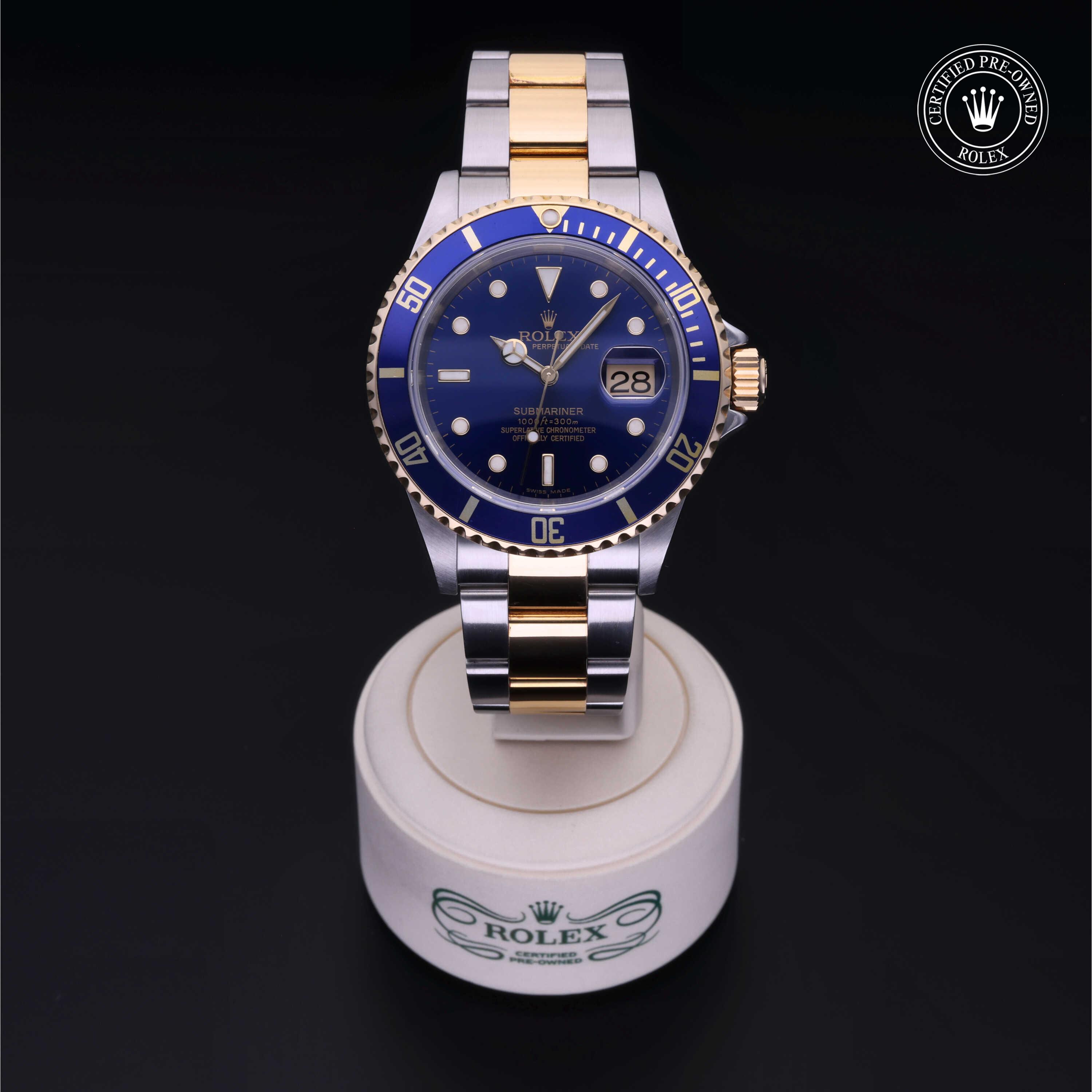 Rolex Submariner in Rolesor 18 Carat Yellow M16613-0015 at Gruno's Diamonds