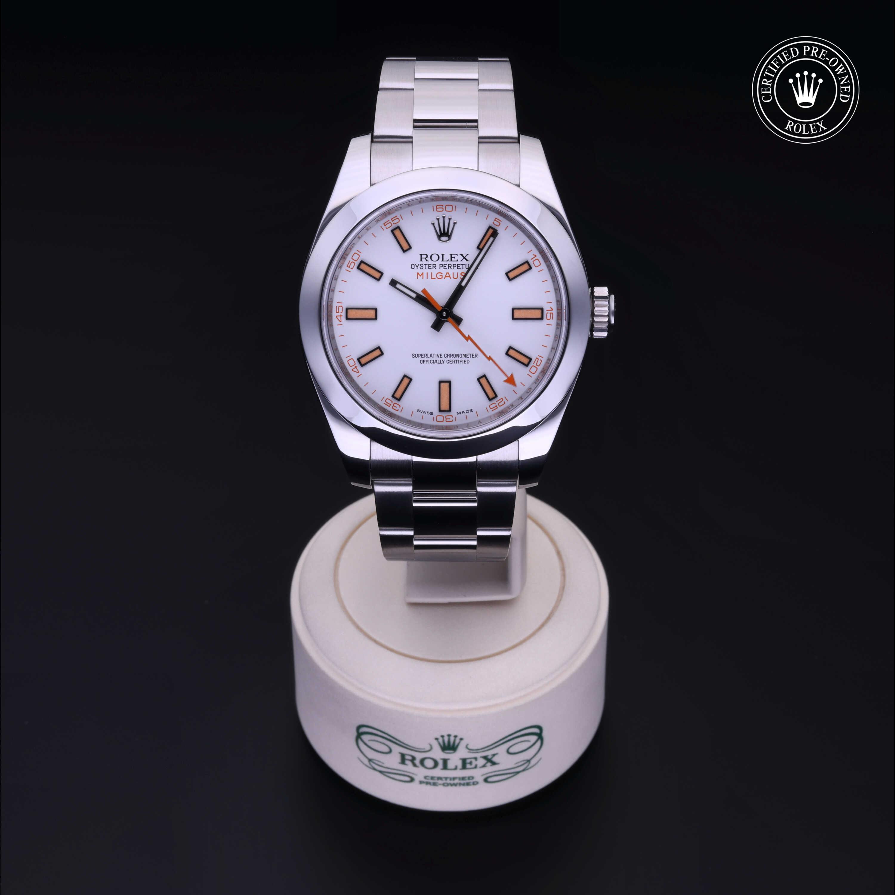 Rolex  in Steel M116400-0002 at Gruno's Diamonds